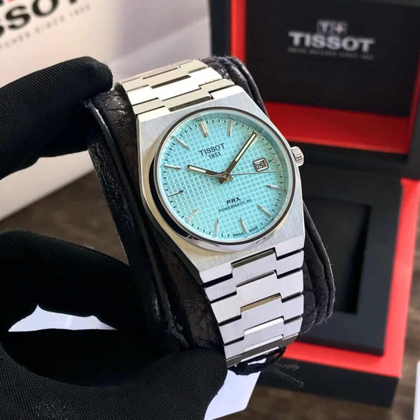 Formal Collection Watch With Subtle Detailing