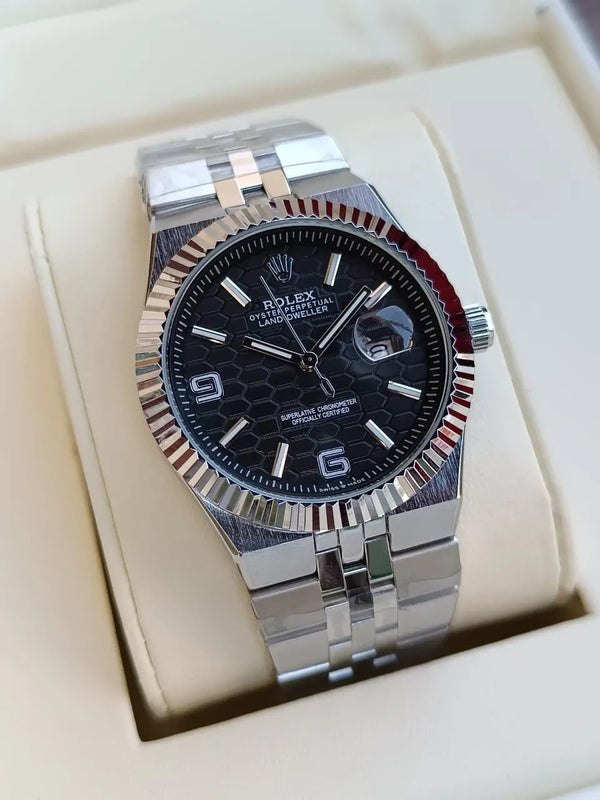 Oyster Perpetual Land Dweller Silver/Black