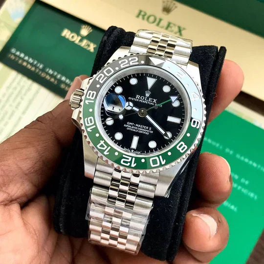 Adventure Series Master Gmt Green Watch