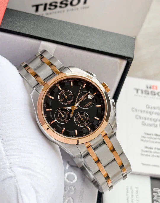 Everyday Wear Couturier Chronograph Watch With Classic Appeal