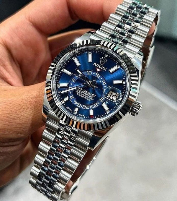 Elegant Steel Sky Dweller Watch With Winding